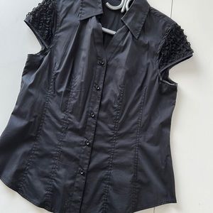 Black buttoned down sliming blouse